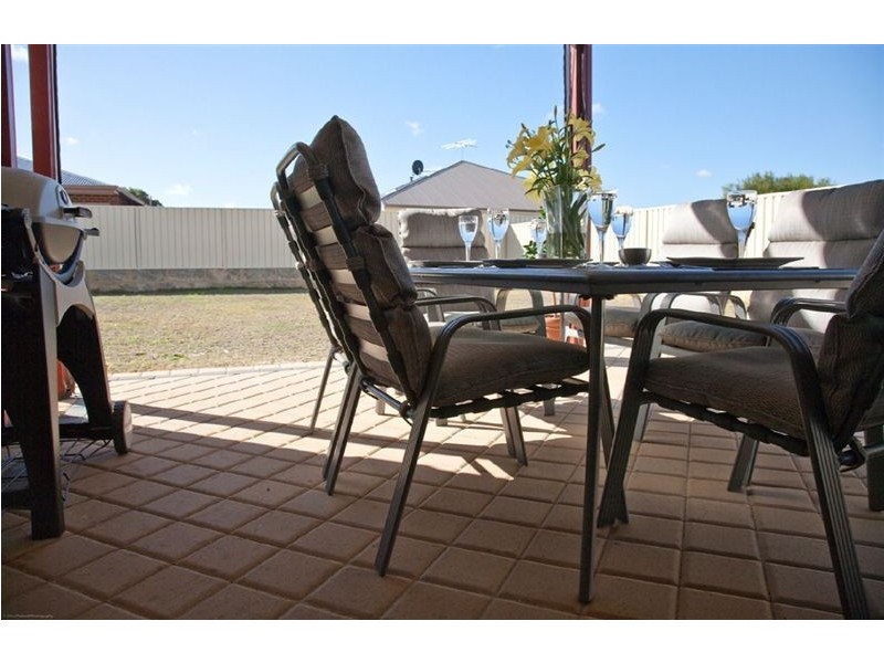 5 Cobia Vista, Yanchep WA 6035