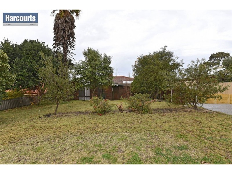 35 Wisteria Parade, Edgewater WA 6027