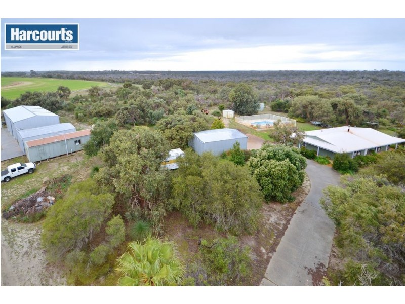 235 McLennan Drive, Nowergup WA 6032