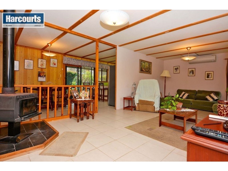 235 McLennan Drive, Nowergup WA 6032