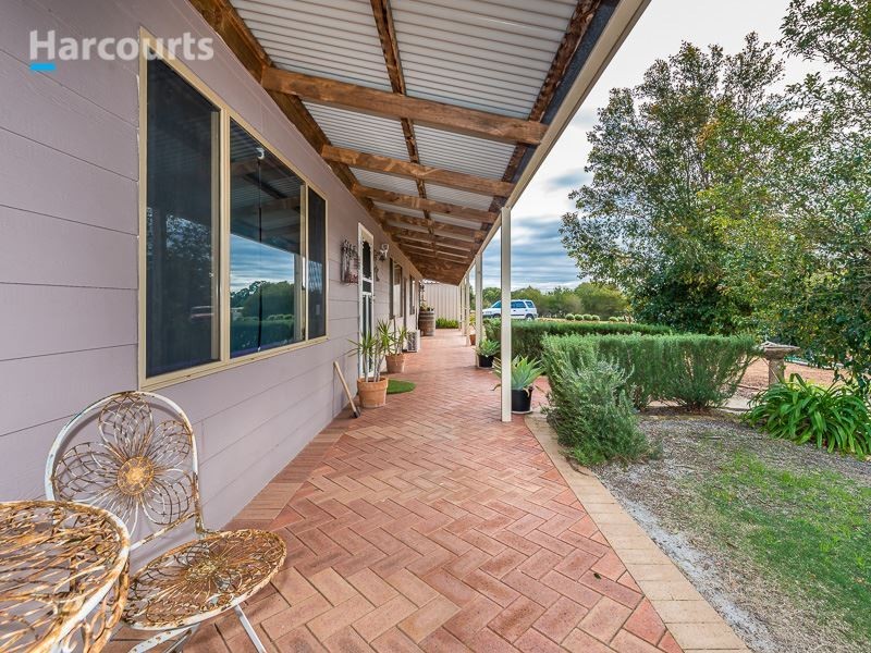 30 Bagley Street, Muchea WA 6501