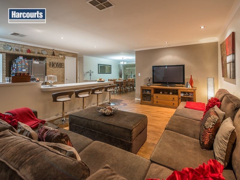 6 Nandina Close, Ballajura WA 6066