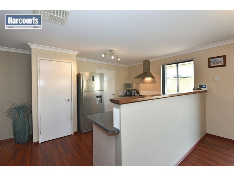 12 Rometta Way, Sinagra WA 6065