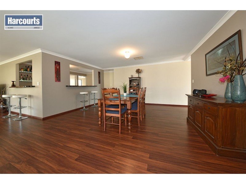 12 Rometta Way, Sinagra WA 6065