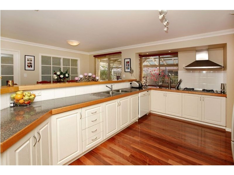 5 Glespin Cove, Kinross WA 6028