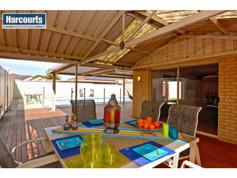 10 Geoff Russell Avenue, Kinross WA 6028