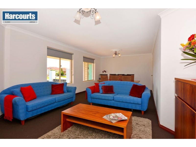 10 Geoff Russell Avenue, Kinross WA 6028