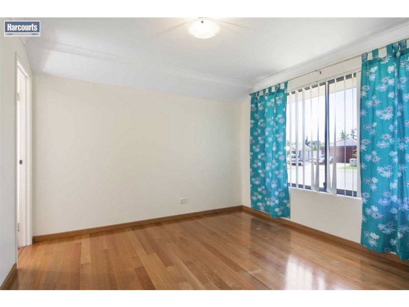 23 Burbanks Elbow, Wanneroo WA 6065