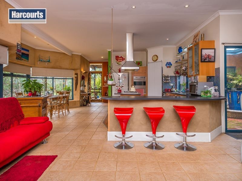 99 Crestmoor Pass, Bullsbrook WA 6084