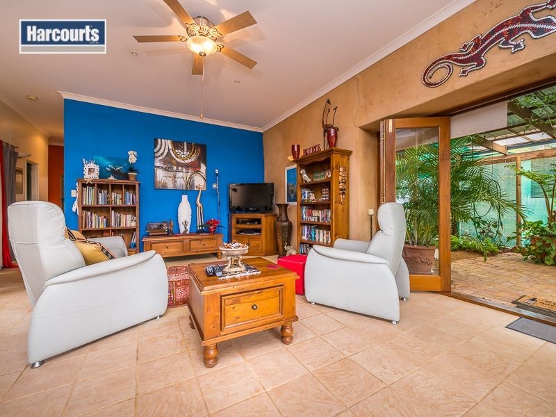 99 Crestmoor Pass, Bullsbrook WA 6084