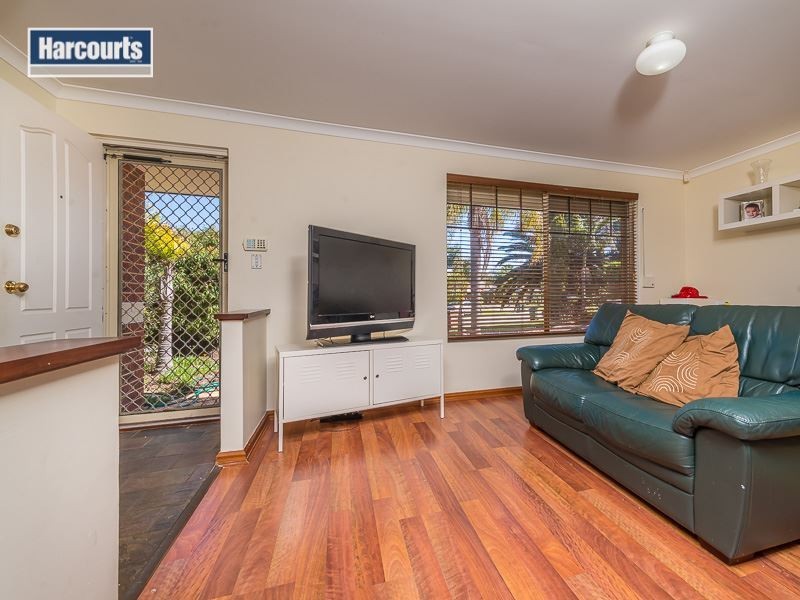 20A Stansted Crescent, Marangaroo WA 6064