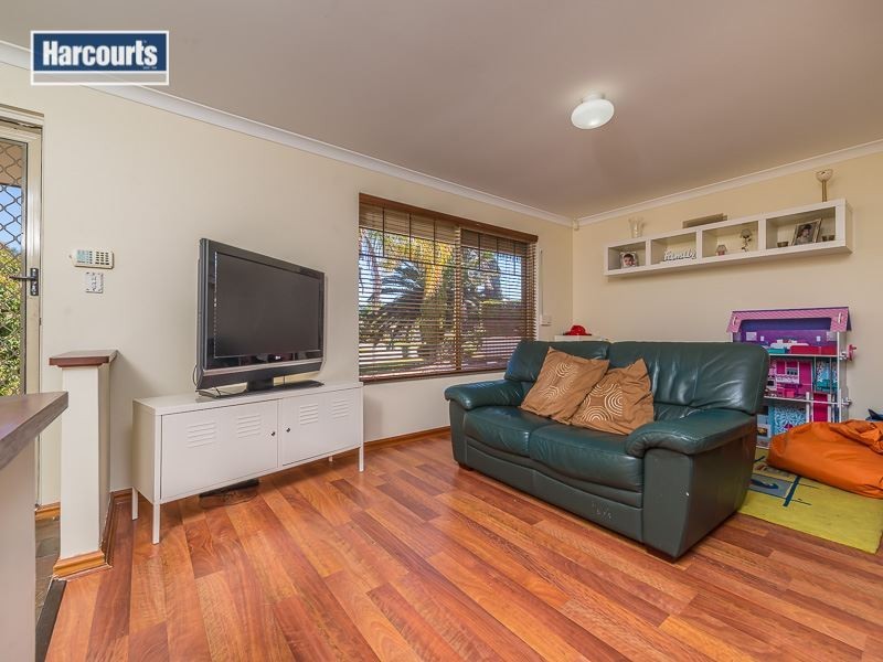 20A Stansted Crescent, Marangaroo WA 6064