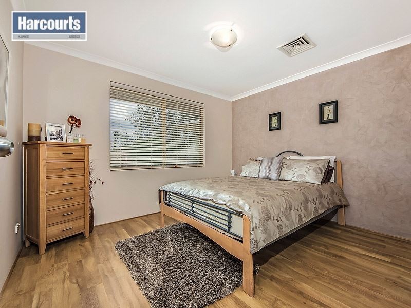 37 Highlander Place, Currambine WA 6028