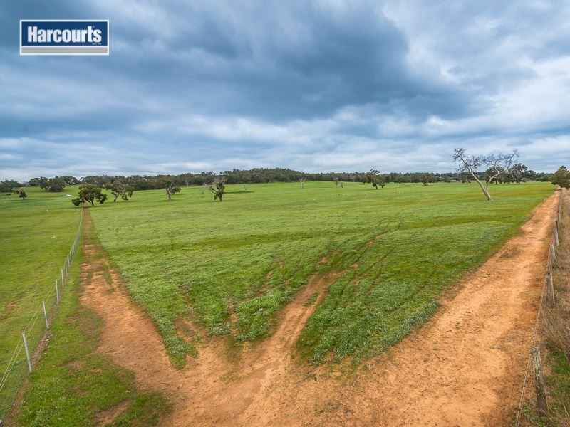 1 Muchea East Road, Lower Chittering WA 6084