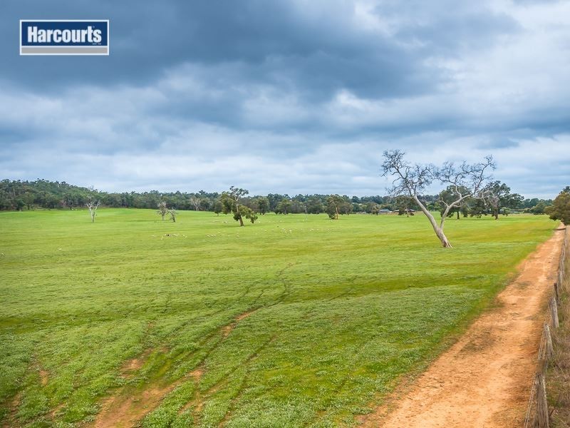 1 Muchea East Road, Lower Chittering WA 6084