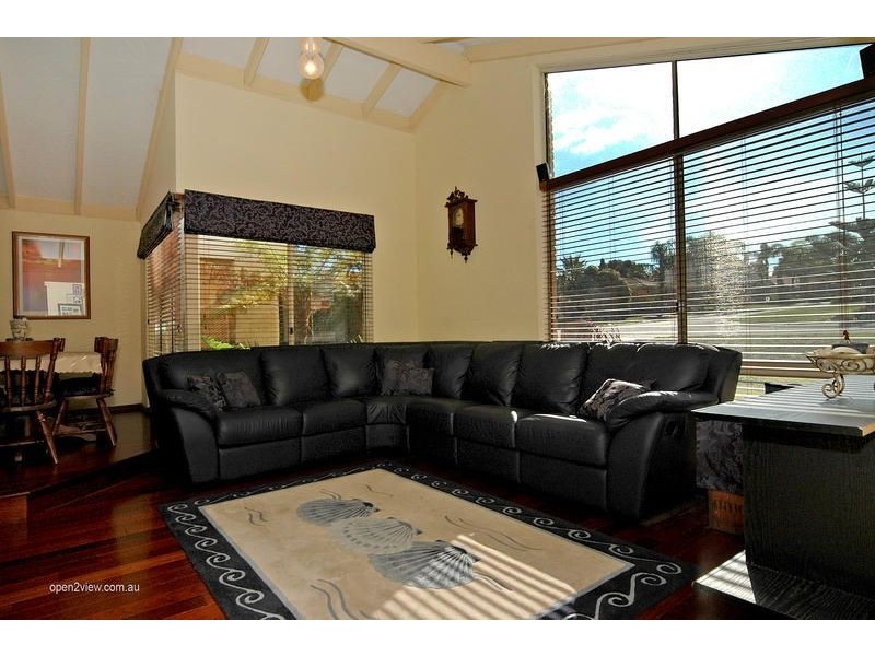8 Wakatipu Way, Joondalup WA 6027