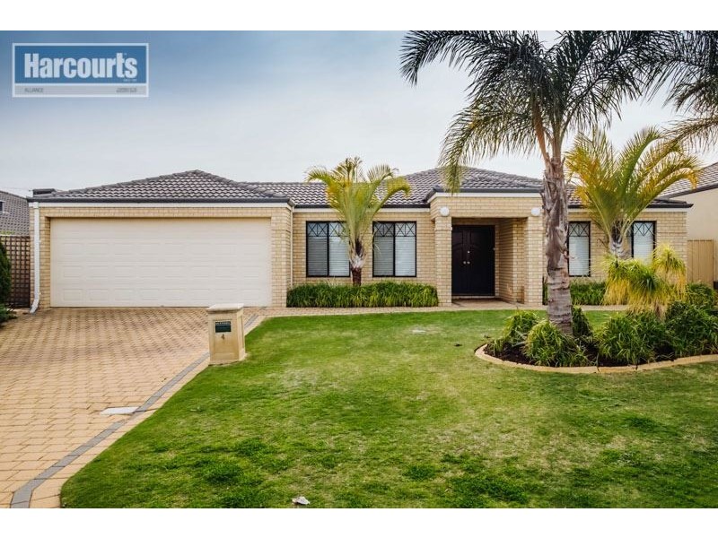 4 Connaught Way, Currambine WA 6028