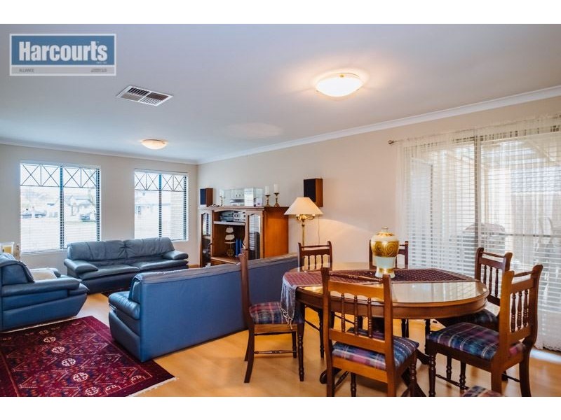 4 Connaught Way, Currambine WA 6028