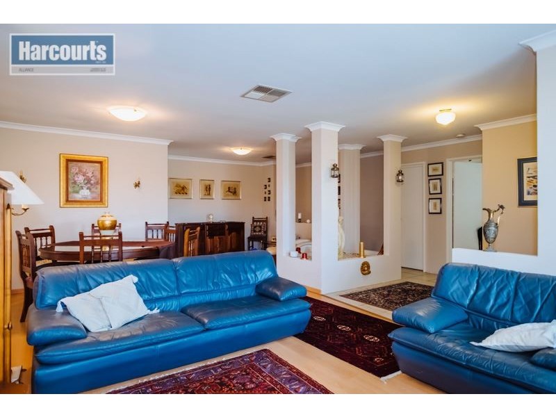 4 Connaught Way, Currambine WA 6028