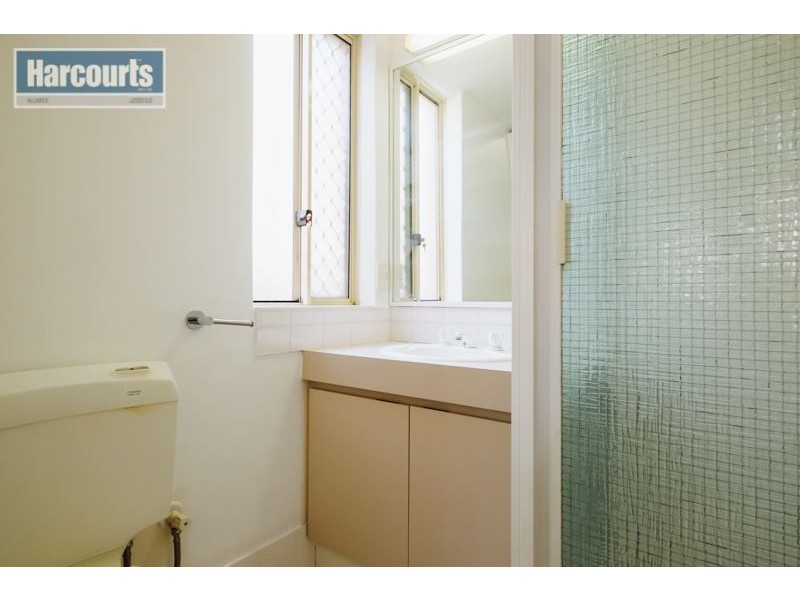 16 Doncaster Square, Currambine WA 6028