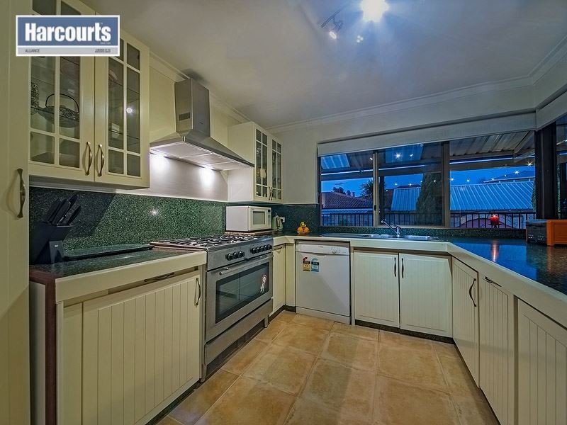 40 Wentletrap Way, Mullaloo WA 6027