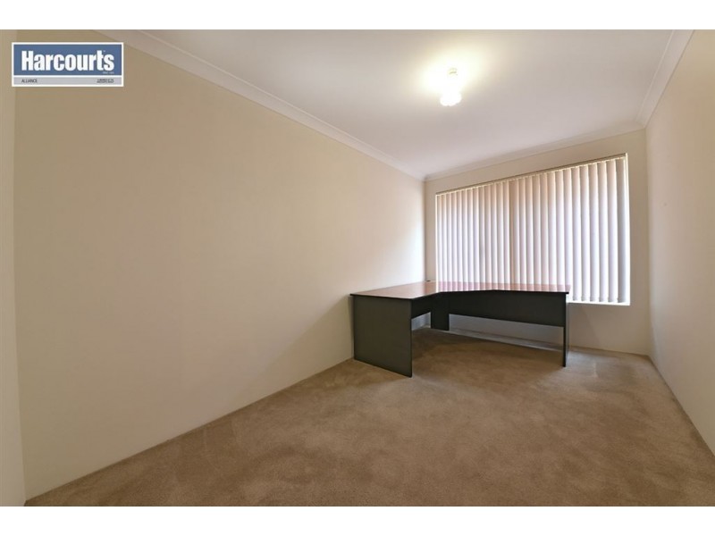 35 Higginsville Parade, Pearsall WA 6065