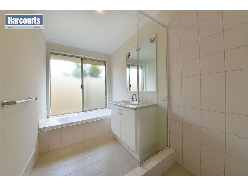 35 Higginsville Parade, Pearsall WA 6065