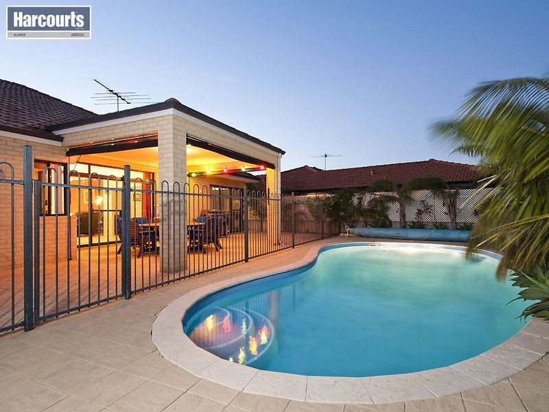 21 Cyane Way, Currambine WA 6028