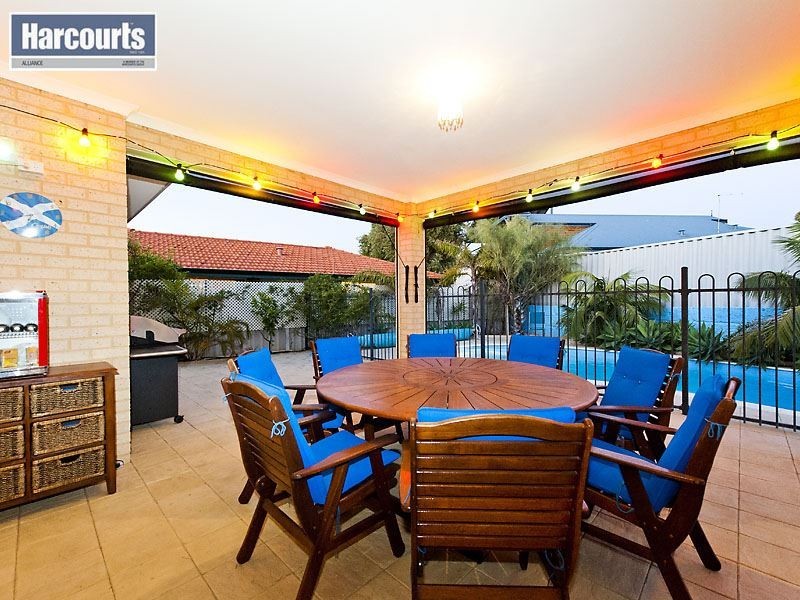 21 Cyane Way, Currambine WA 6028