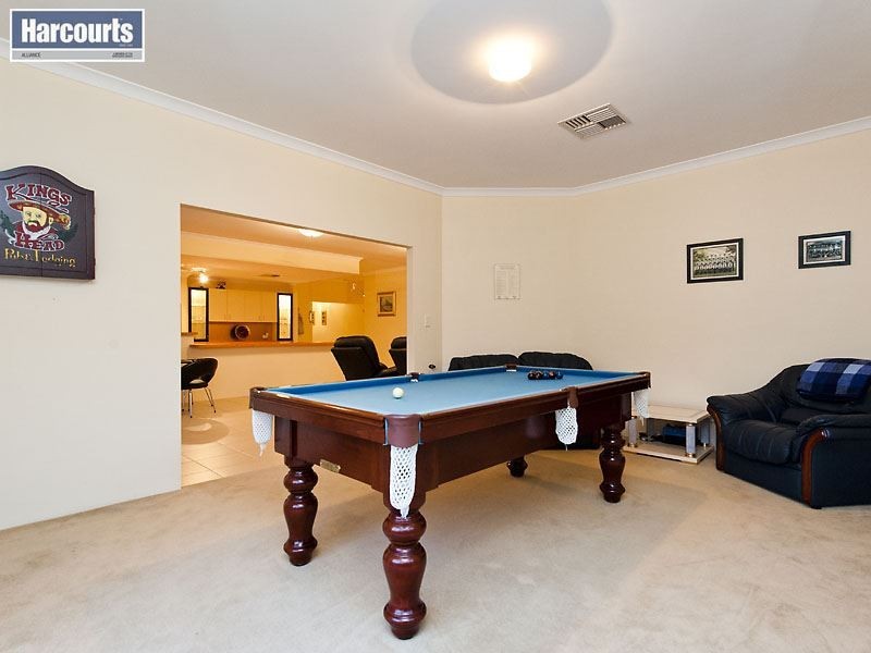 21 Cyane Way, Currambine WA 6028