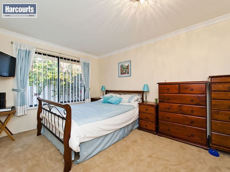 21 Cyane Way, Currambine WA 6028