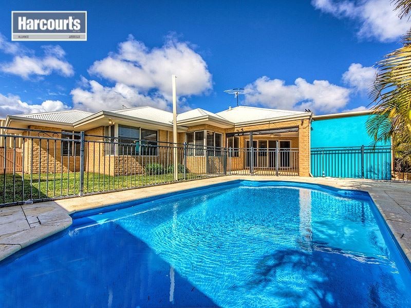 8 Kartner Road, Tapping WA 6065