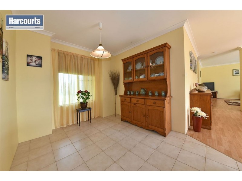 15 Theydon Grove, Two Rocks WA 6037