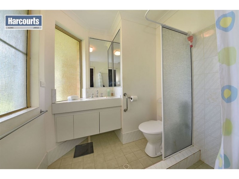 15 Theydon Grove, Two Rocks WA 6037