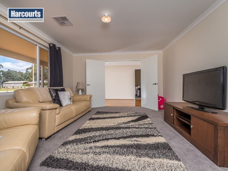 12 Popple Place, Muchea WA 6501