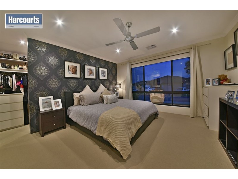 54 Sundowner Meander, Banksia Grove WA 6031