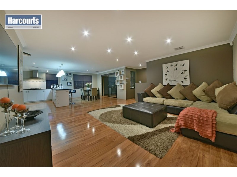 54 Sundowner Meander, Banksia Grove WA 6031