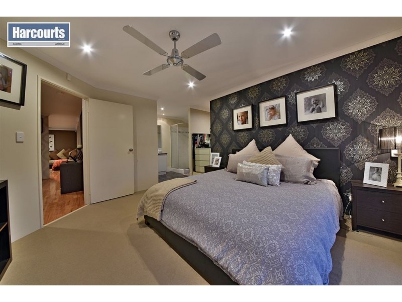 54 Sundowner Meander, Banksia Grove WA 6031