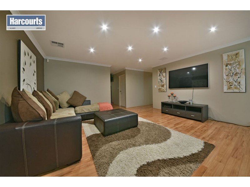 54 Sundowner Meander, Banksia Grove WA 6031