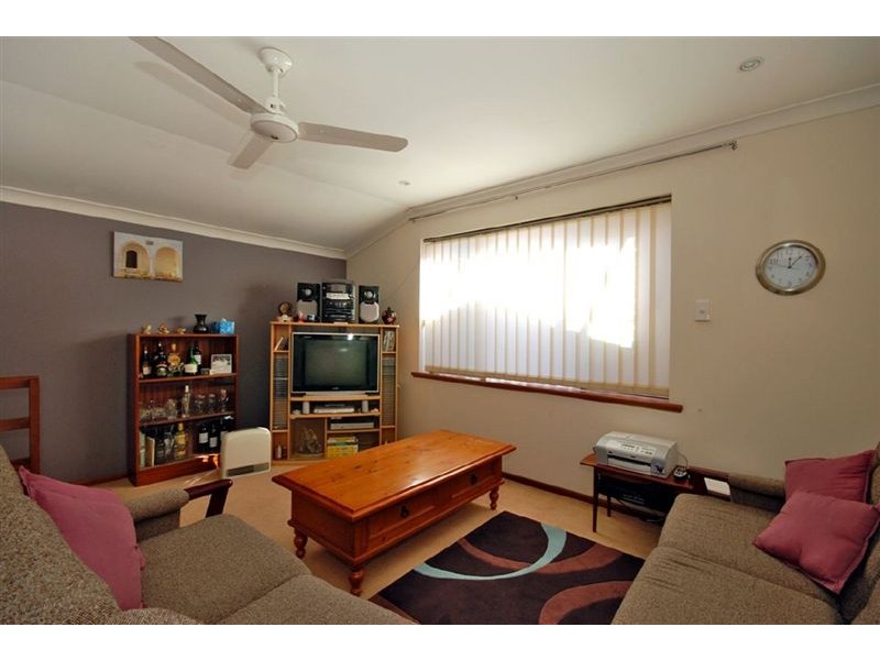 39 Treetop Avenue, Edgewater WA 6027