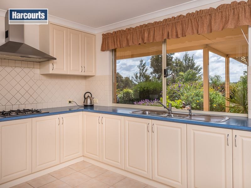 135 Meadowbrook Ramble, Bullsbrook WA 6084