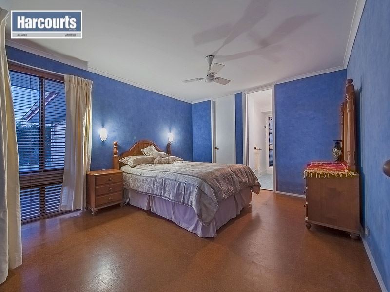 36 Kallaroo Place, Kallaroo WA 6025