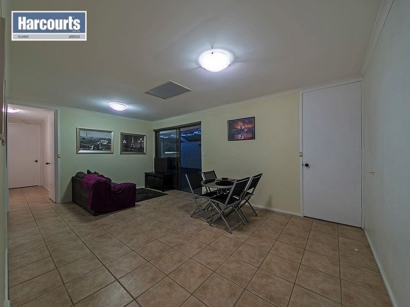 36 Kallaroo Place, Kallaroo WA 6025