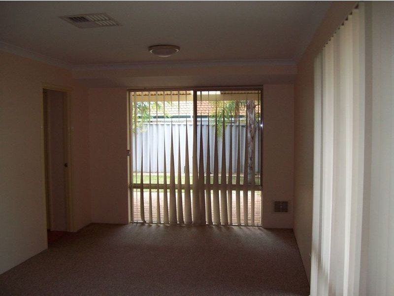 17 Delaney Mews, Clarkson WA 6030