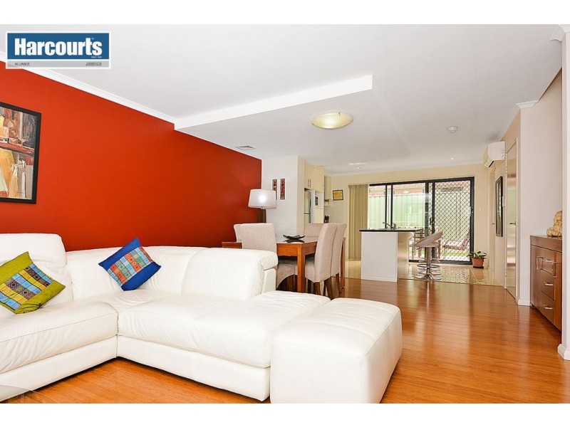 11/40 Hollins Bend, Madeley WA 6065