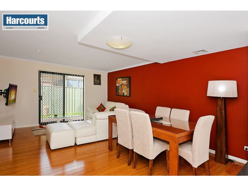 11/40 Hollins Bend, Madeley WA 6065