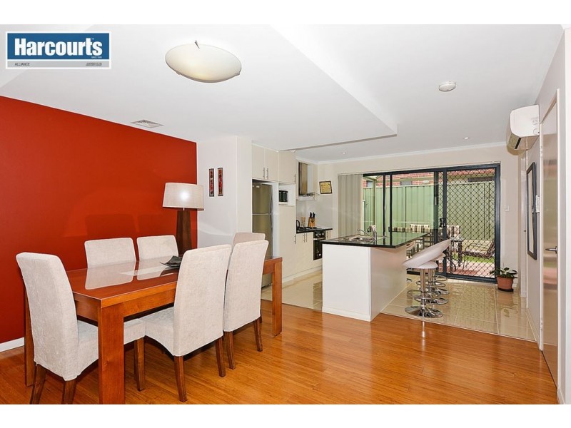 11/40 Hollins Bend, Madeley WA 6065