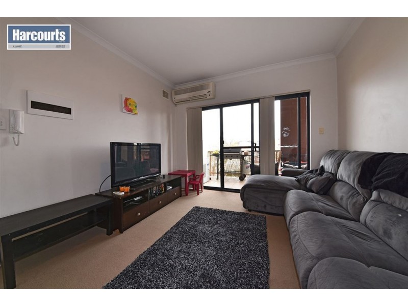 22/1 Shoveler Terrace, Joondalup WA 6027