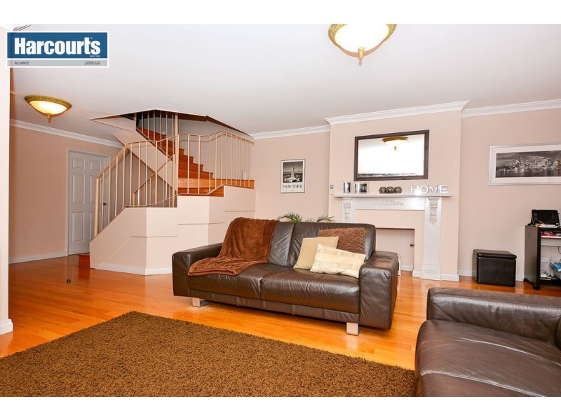 A/12 Cyane Way, Currambine WA 6028