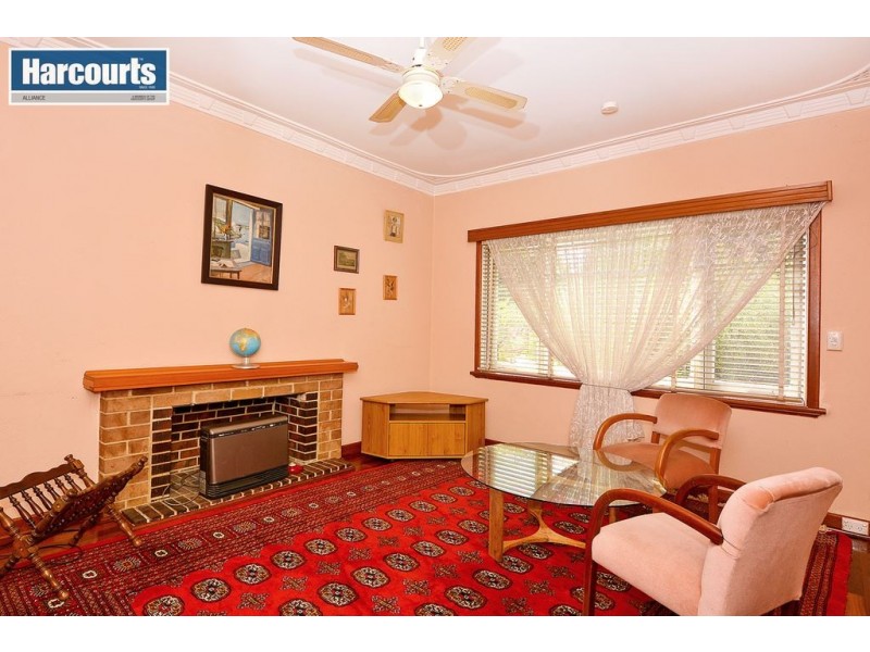 205 Huntriss Road, Doubleview WA 6018